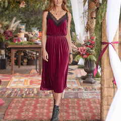 Casual Lace Stitching Velvet Suspender Dress