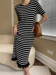 Short Sleeves Striped Tasseled Round-Neck Midi Dresses