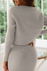 Hoobd Knitted Solid Color Sweater Skirt Suit