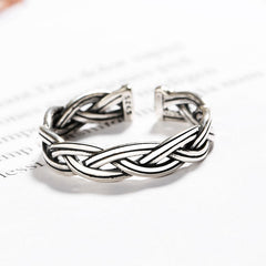 Vintage Interwoven Design Silver Ring