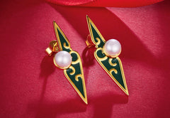 Enamel Rhombus with Pearl Stud Earring