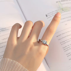 Flower Halo 1.0 Carat Round Cut Moissanite Engagement Ring