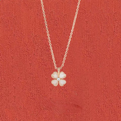 Mother of Pearl Four-leaf Clover Pendant Silver Necklace for Women