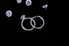 Round Moissanite Twist Engagement Rings Pack