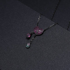 Dark Retro Style Personalized Design Inlaid Natural Rose Pomegranate Heart Shape Pendant Silver Necklace for Women