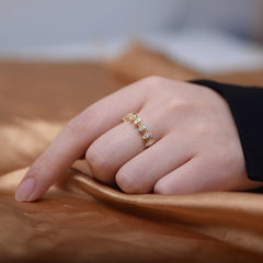 Round Zircon Leaf Silver Ring