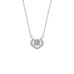 Love Design with Round Zircon Pendant Silver Necklace for Women