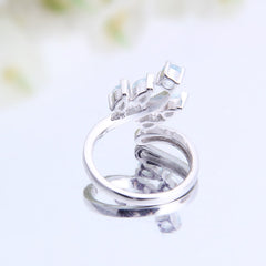 Fashionable and Luxurious Design Inlaid Natural Topaz S925 Silver Ring for Women