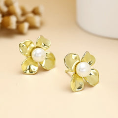Flower with Freshwater Pearl Silver Studs Earrings for Women