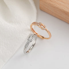Zircon Knot Silver Ring