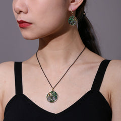 Natural Design Antique Style Inlaid Natural Olivine Bird and Bamboo Creative Niche Pendants Silver Necklace for Women