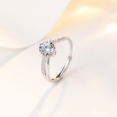 Four Prongs Round Zircon Modern Split Shank with Zircon Silver Ring for Women