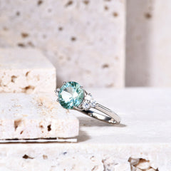 Luxury Round Cut Green Crystal S925 Silver Ring