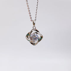 Four Leaf Windmill with Round Zircon Pendant Silver Necklace for Women