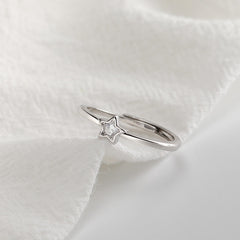 Five-pointed Star with Round Zircon Silver Ring for Women