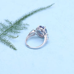 European Luxury Style Inlaid Crystal Oval Sterling Silver ring for Women