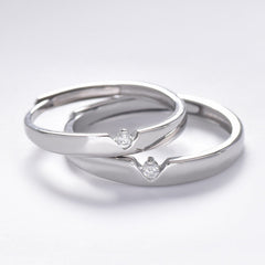 V-shape Round Zircon Silver Couple Ring