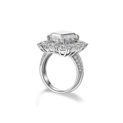 Luxury Halo Radiant Cut Zircon Ring
