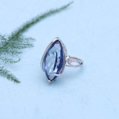 Luxurious High-grade Design Inlaid Crystal Marquise Silver Ring for Women