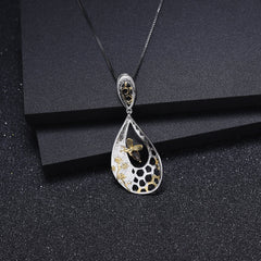 Natural Style Element Design Natural Gemstone Little Bee Pendant Silver Necklace for Women