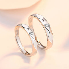 Rhombus Pattern with Zircon Silver Couple Ring