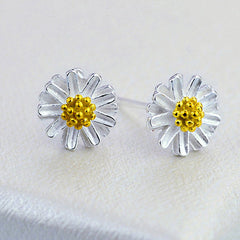 Daisy Flower Silver Studs Earrings for Women