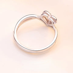 Hollow Heart with Round Zircon Silver Ring for Women
