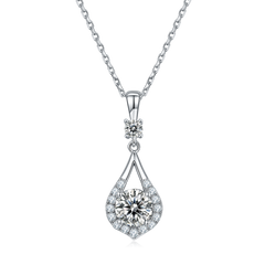 Waterdrop Round Cut Moissanite Necklace