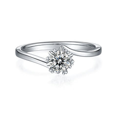 6 Prongs 0.5 Carat Round Cut Moissanite Twist Arm Engagement Ring
