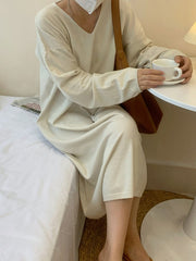 Long Sleeves Loose Solid Color V-Neck Midi Dresses Sweater Dresses