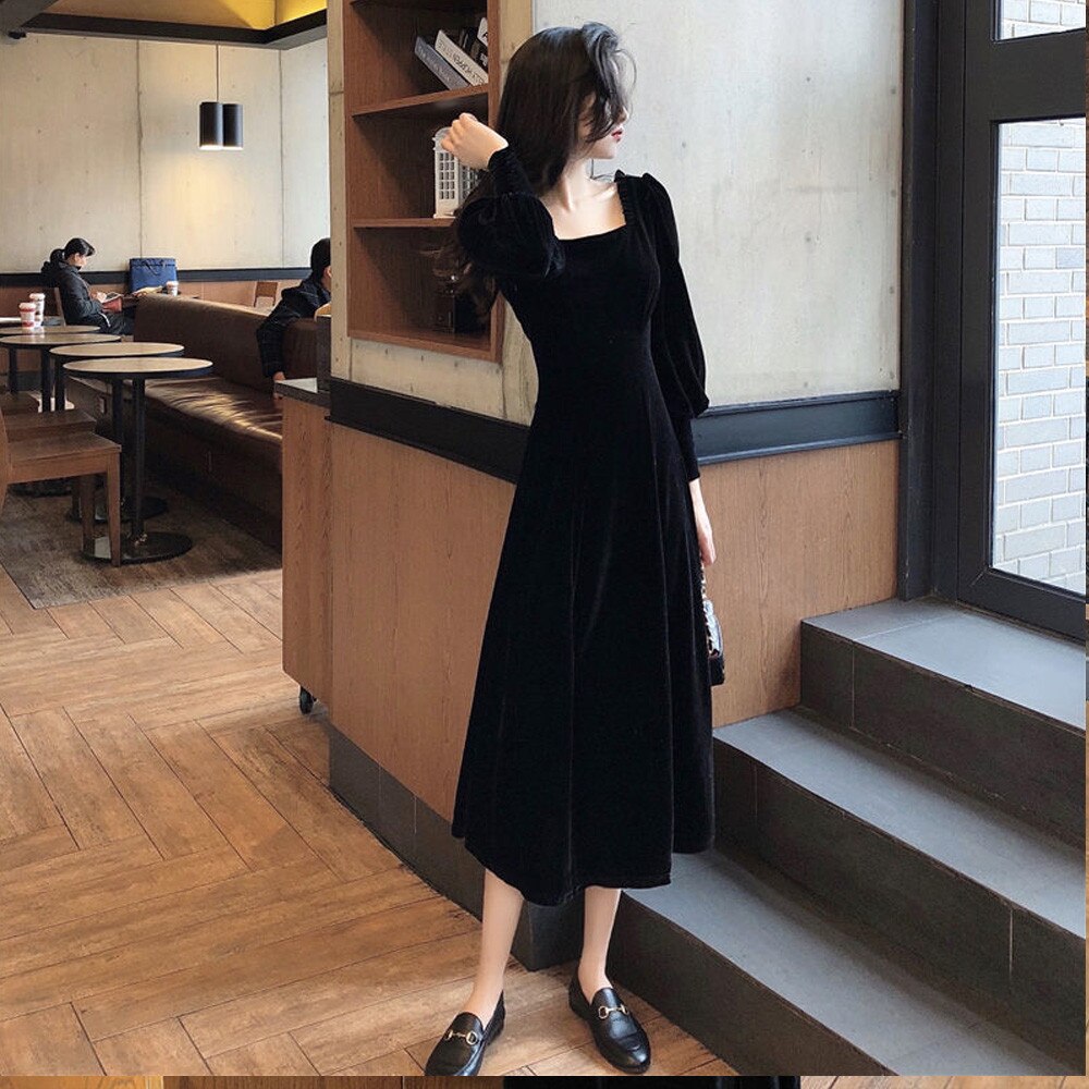 Hoobd Vintage Black Velvet Dress 2023 Women Autumn Winter Warm Long Sleeve Maxi Dress French Elegant V-Neck Party Dresses