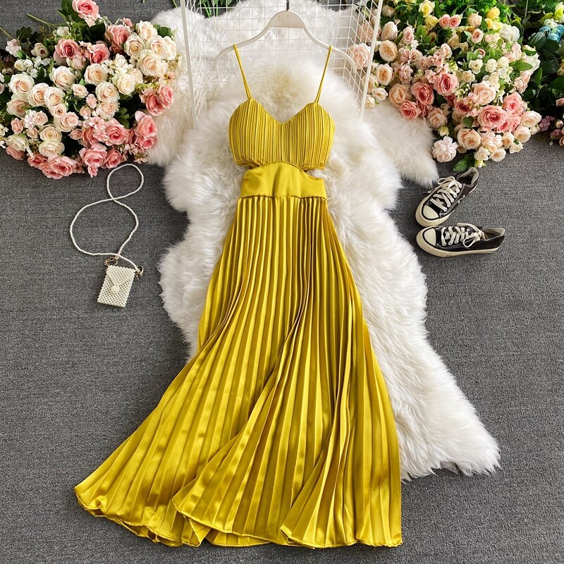 New Summer Women Dress V-neck Backless Long Dress Female Sexy Tube top Strap Dress Pleated Bohemian Party Dresses Vestido