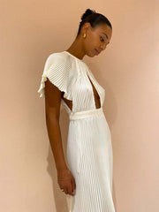 Hoobd2023 Elegant Hollow Out Pleated Dress For Women Fashion Sexy Flare Sleeve Backless A Line Dresses O Neck Office Lady Solid Robe