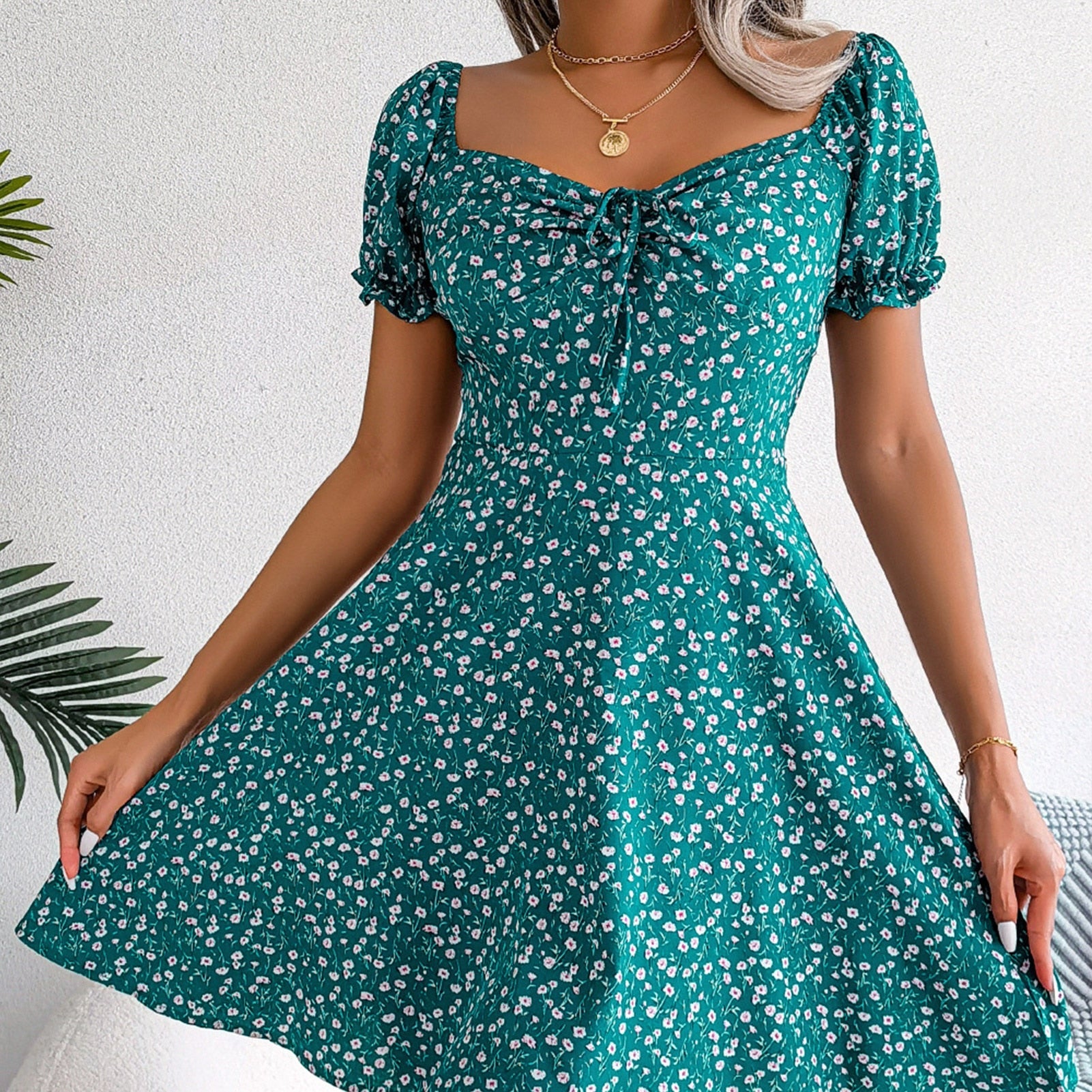 2023 New Casual Short Sleeve Square Neck Lace-up Dress Retro Women Floral Printed Mini Dress Ladies Fashion Slim Office Dresses