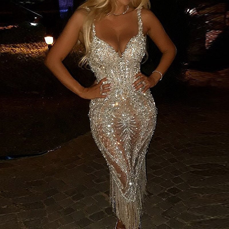 Hoobd Lady Deep V Strapless Tight Sequin Dress Chic Tassel Hip Wrap Club Dress Summer Sexy Sleeveless Slim Solid Evening Dress Vestido