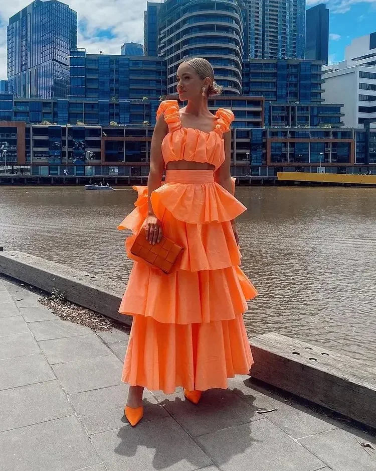 High Quality 2024 Summer Women Sexy Top and High Waist Ruffled Layer Skirts Holiday Vocation 2piece Sets