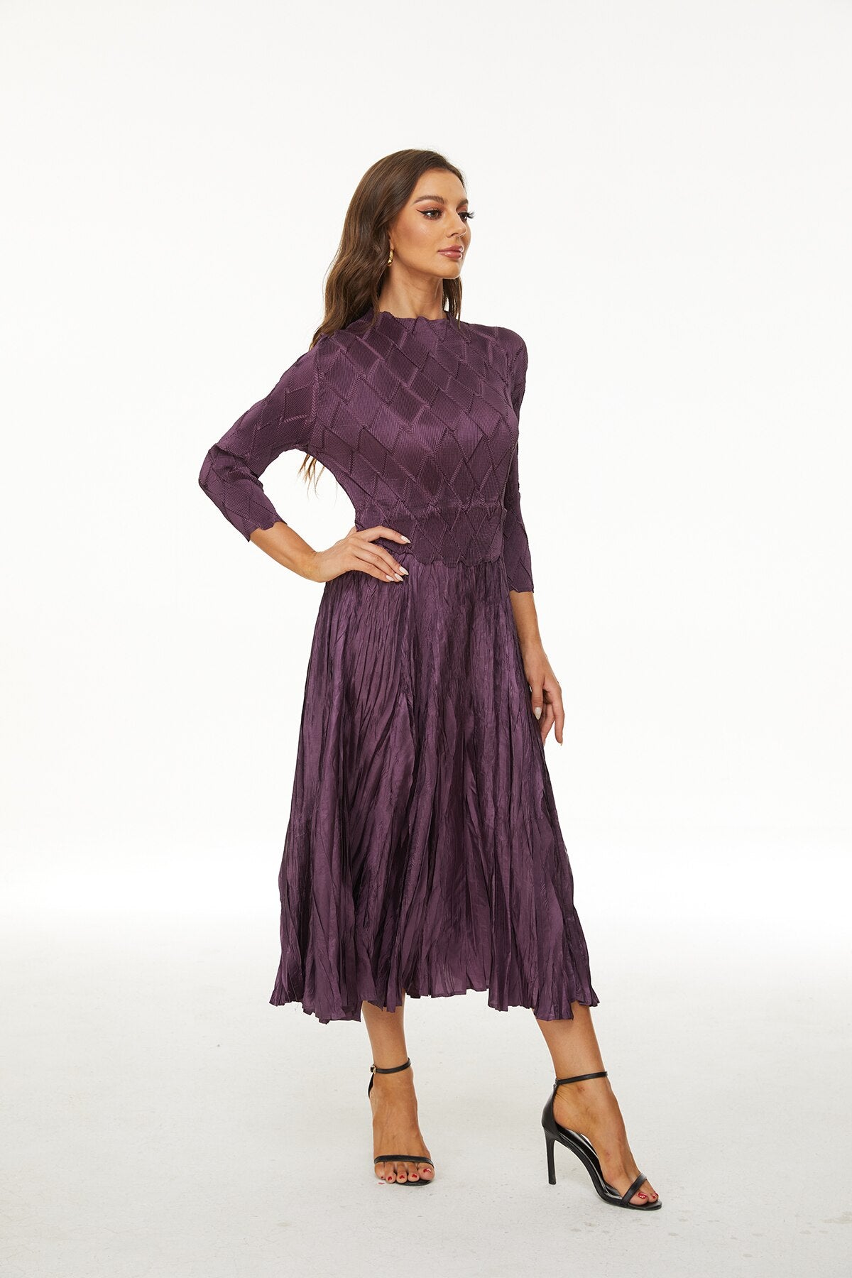 Miyake pleated dress women's spring new fashion O-neck three-quarter sleeve elegant temperament large swing women's dress
