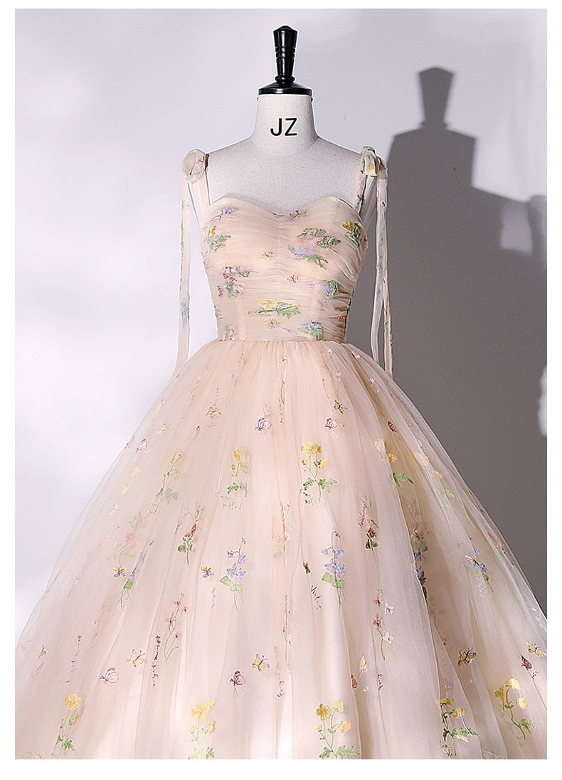 Hoobd Fashion Spaghetti Strap Quinceanera Dresses New Champagne Colorful Floral Tulle Ball Gown Simple Sweet Fairy Vestido De Baile