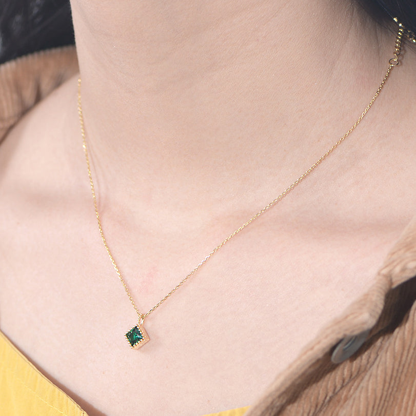 Square Emerald Green Zircon Pendant Silver Necklace