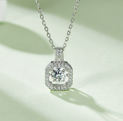 Square 0.5Carat Round Moissanite Necklace