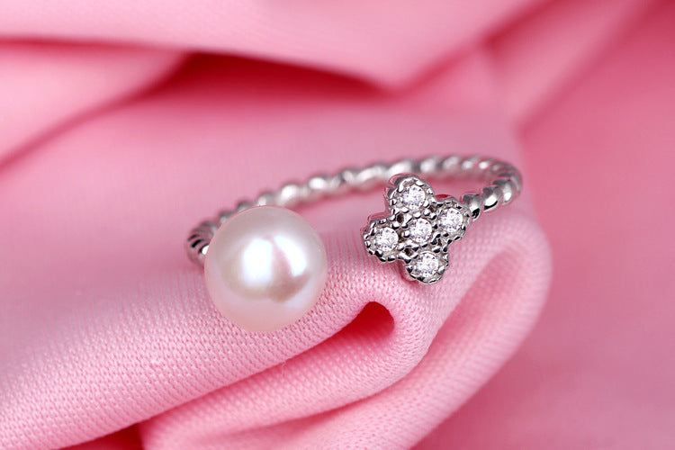 Zircon Lucky Clover with Pearl Opening Silver Ring