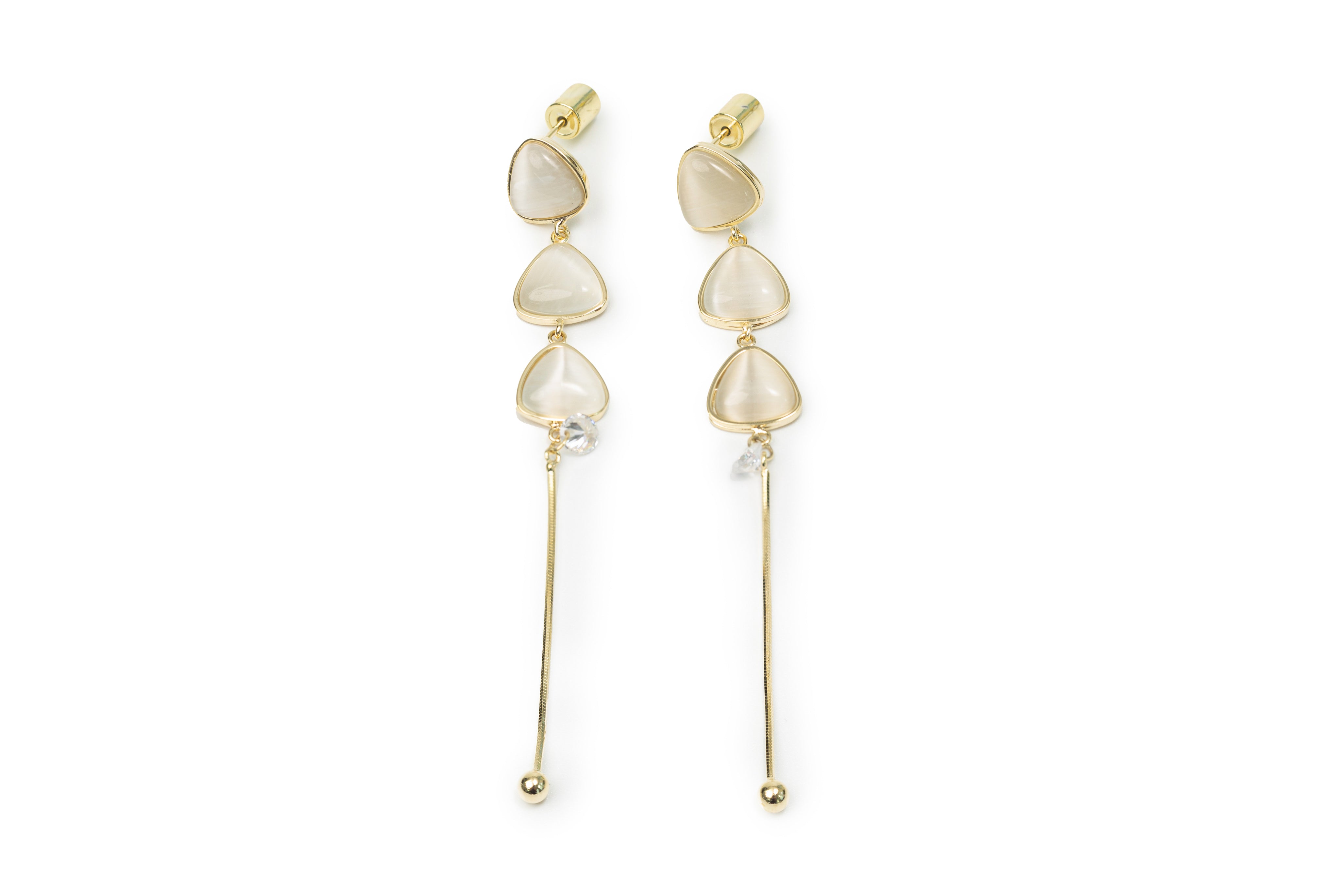 Golden Drapes Drop Earring