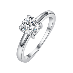 Classic Round Cut Moissanite Engagement Ring