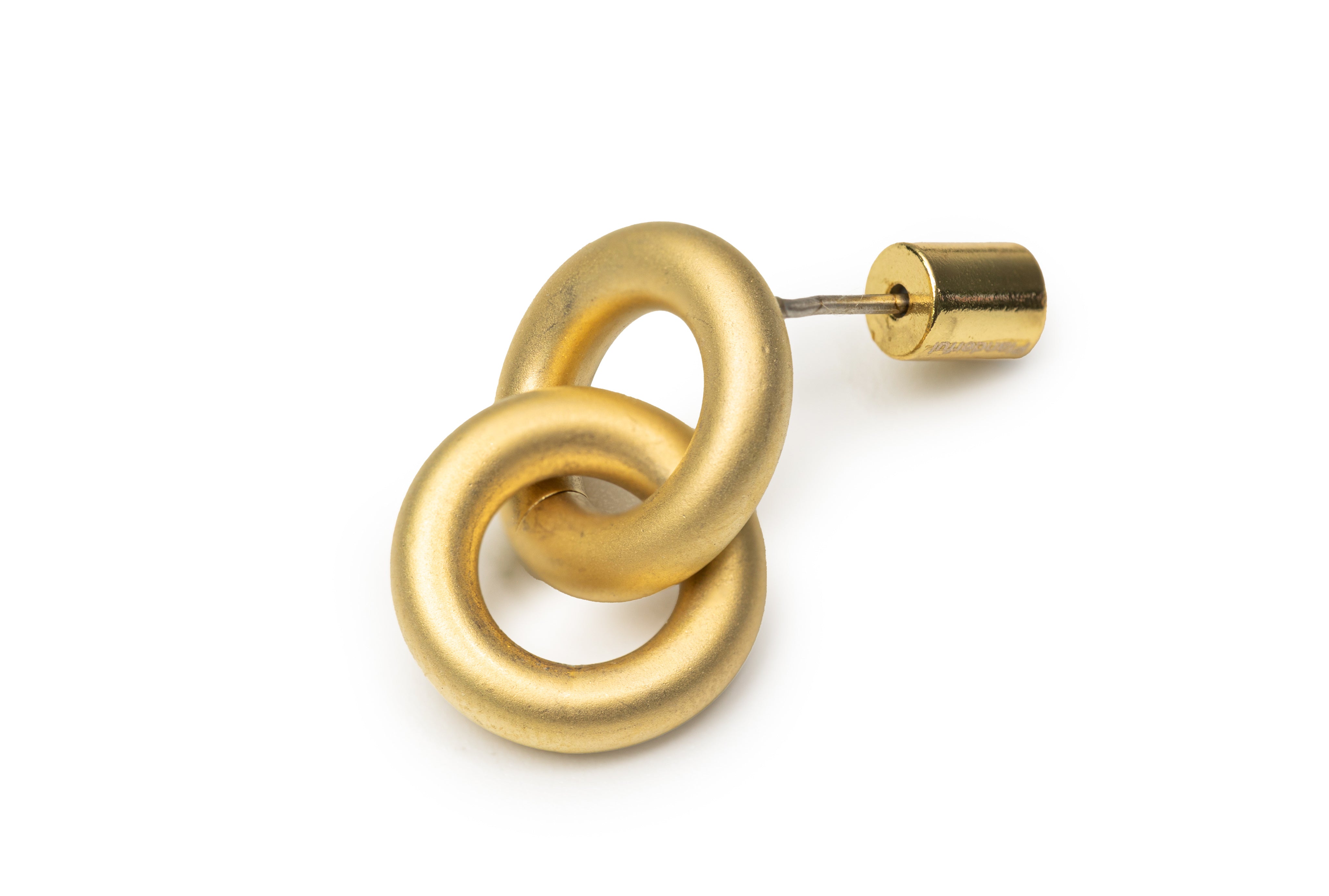 Golden Round Chain Studs