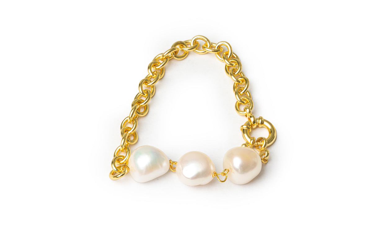 Three Freshwater Pearls Golden Bracelet