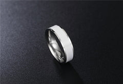 European and American Minimalist and Personalized Men's Black and White Titanium Steel Ring and Ring