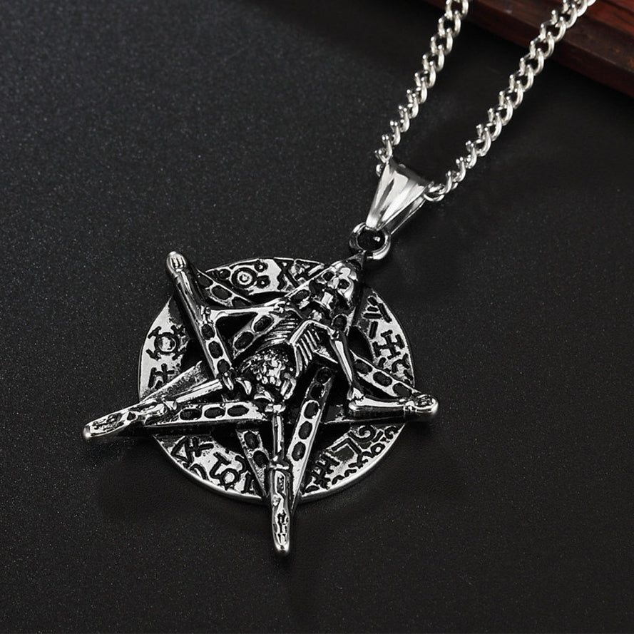 Halloween Hell Skull Star Circular Titanium Steel Necklace for Men