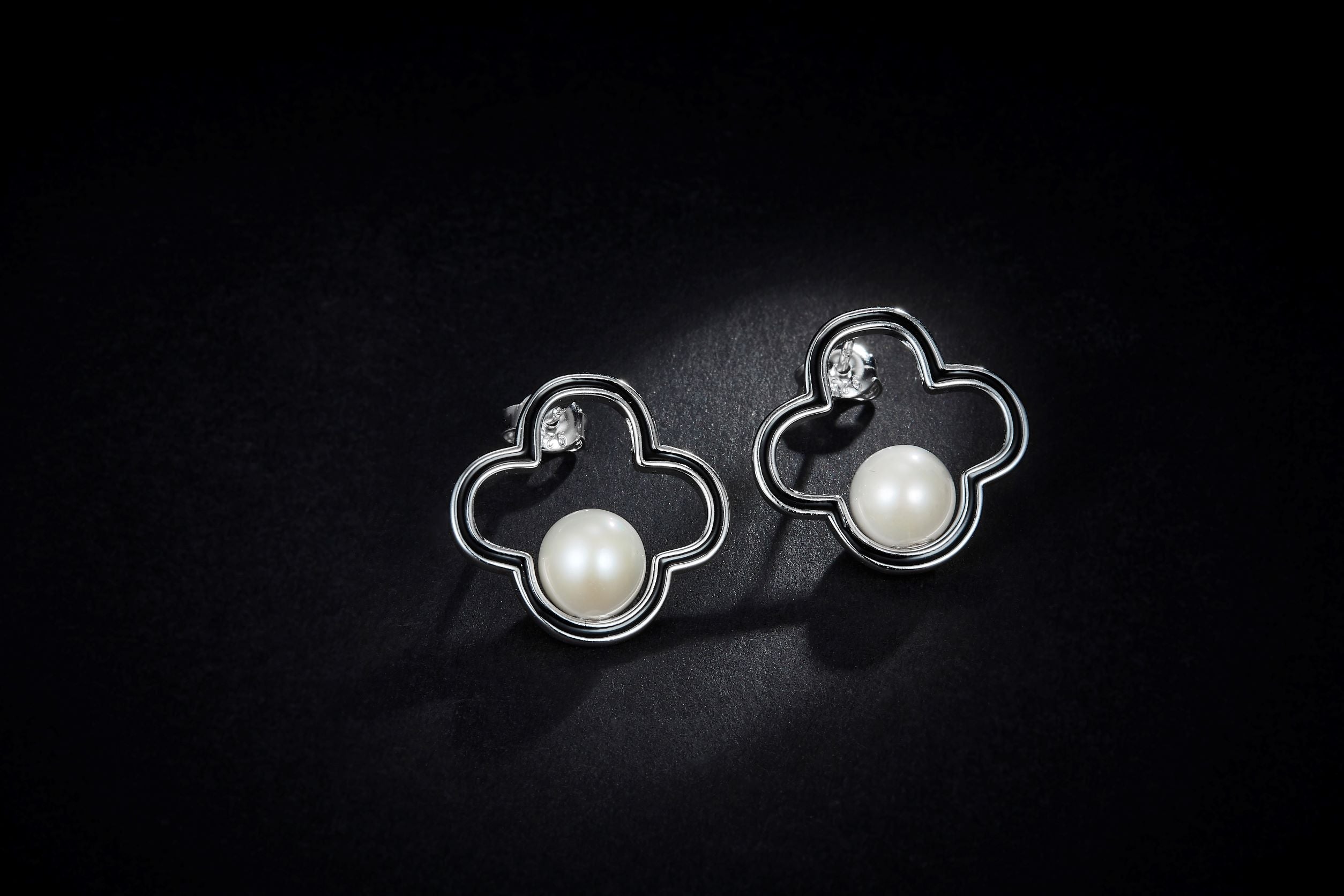 Black Enamel Clover with Pearl Stud Earrings