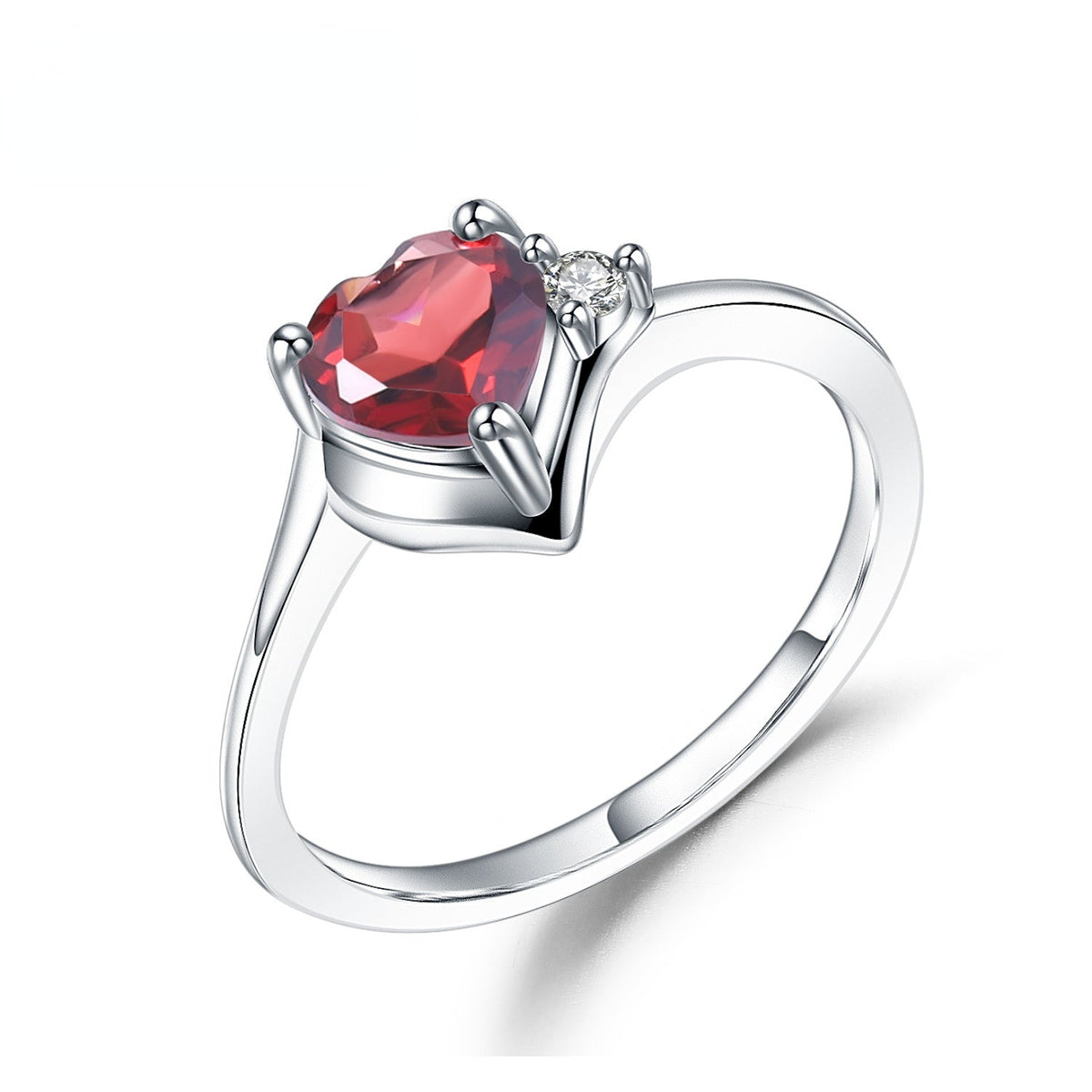 Luxurious and Fashion Natural Red Garnet Heart Shape S925 Silver Ring for Women