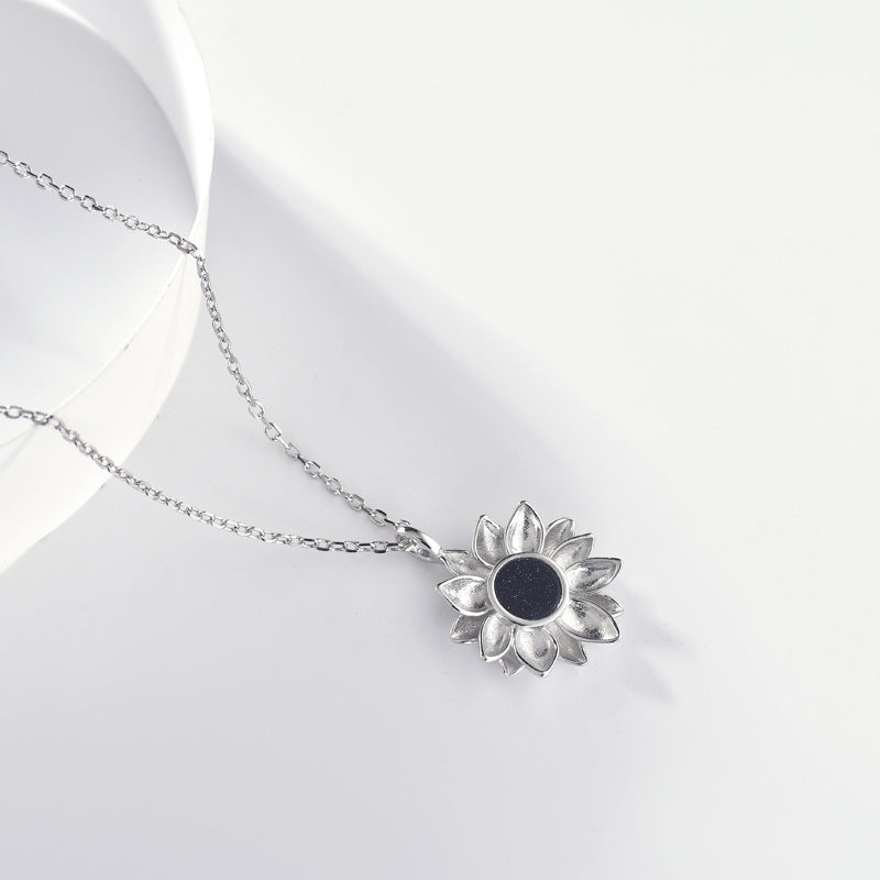 Blue Sandstone Sunflower Pendant Silver Necklace for Women